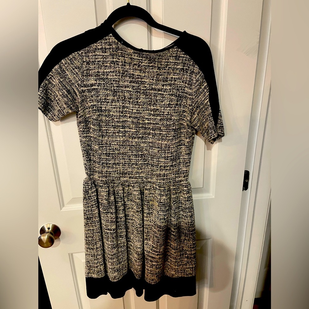 Love ady large tweed dress